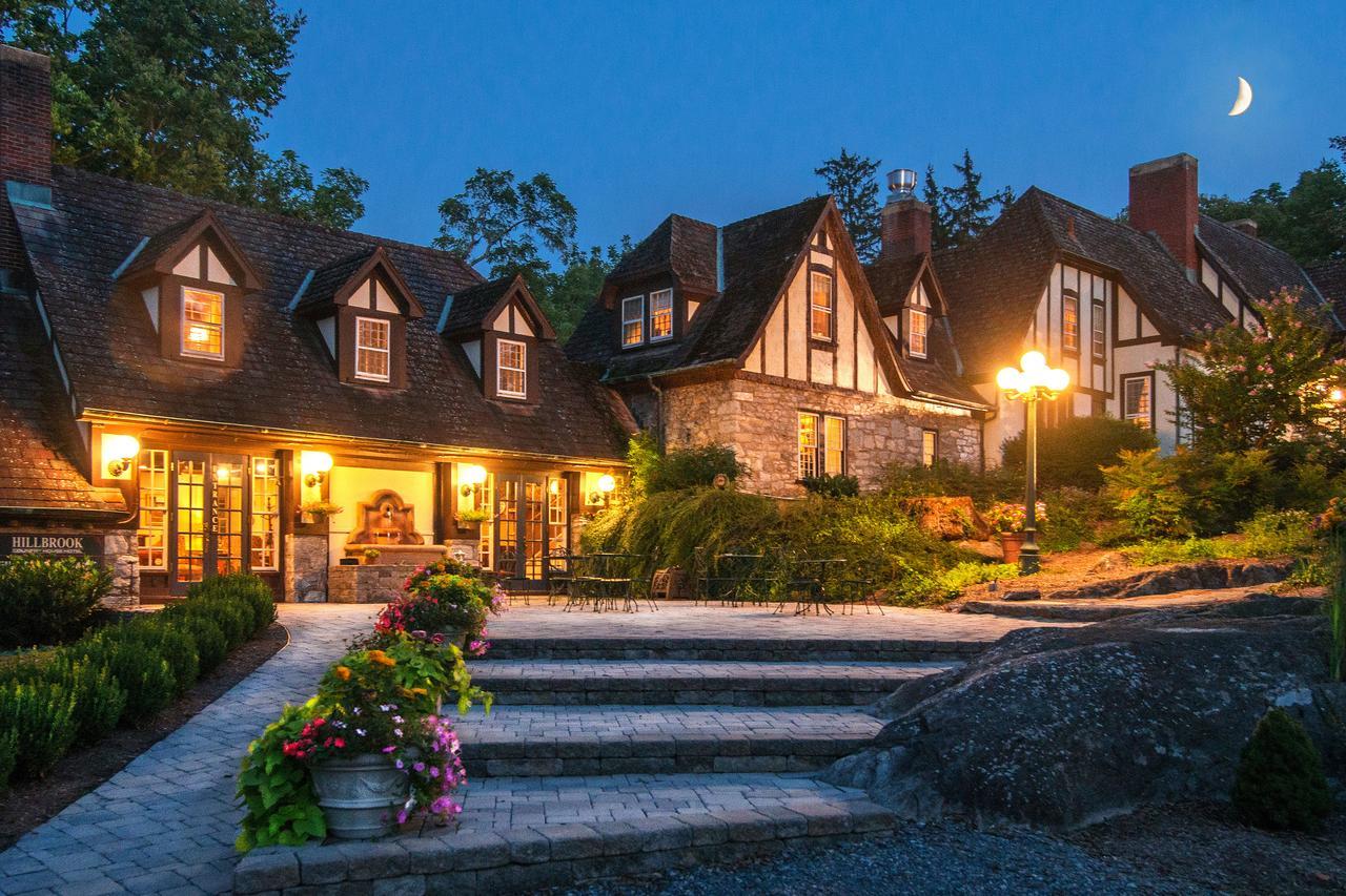 Hillbrook Inn & Spa (Adults Only) Чарлс Таун Екстериор снимка