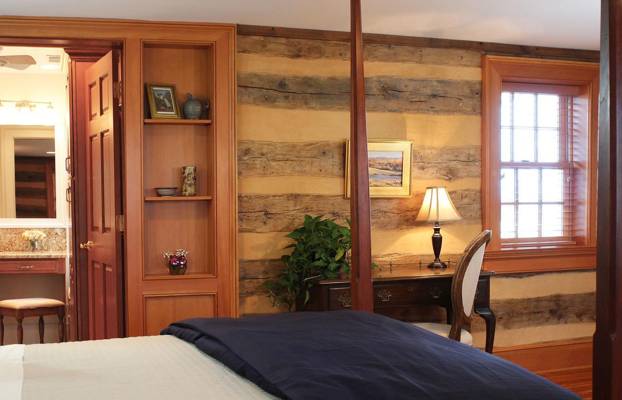 Hillbrook Inn & Spa (Adults Only) Чарлс Таун Екстериор снимка